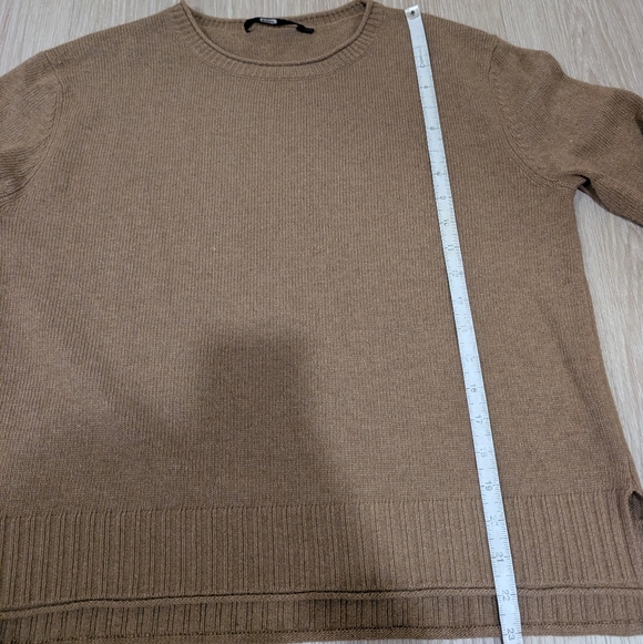 Jenni Kayne Brown Lightweight Knit Everyday Sweater - Picture 14 of 15
